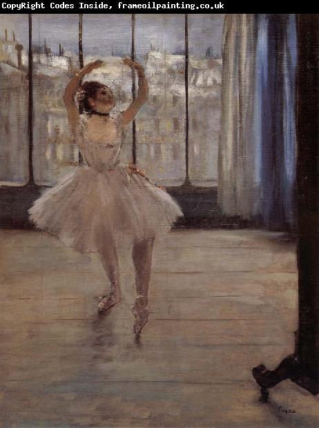 Edgar Degas Dancer in ther front of Photographer